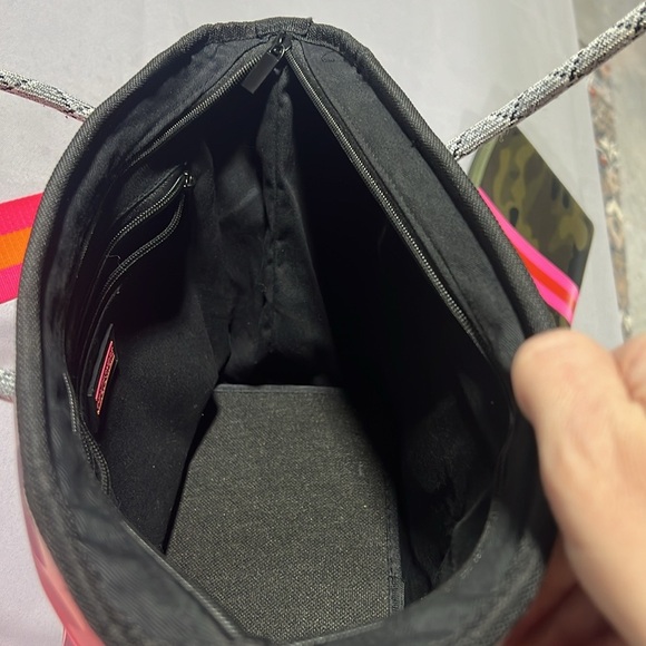 Haute shores purse/wristlet set - Picture 3 of 10